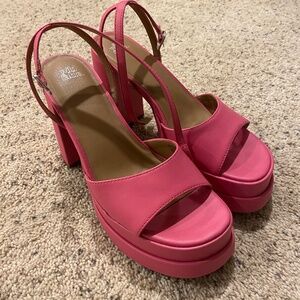 Pink platform heels